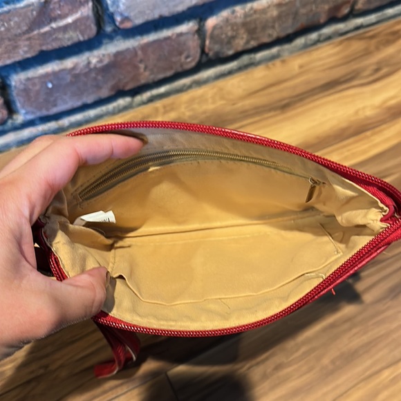 ❤️MK Michael Kors Wristlet❤️ - Picture 5 of 7